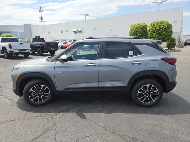 New 2026 Chevrolet TrailBlazer LT w/ LT Cold Weather Package AWD/4WD image 17