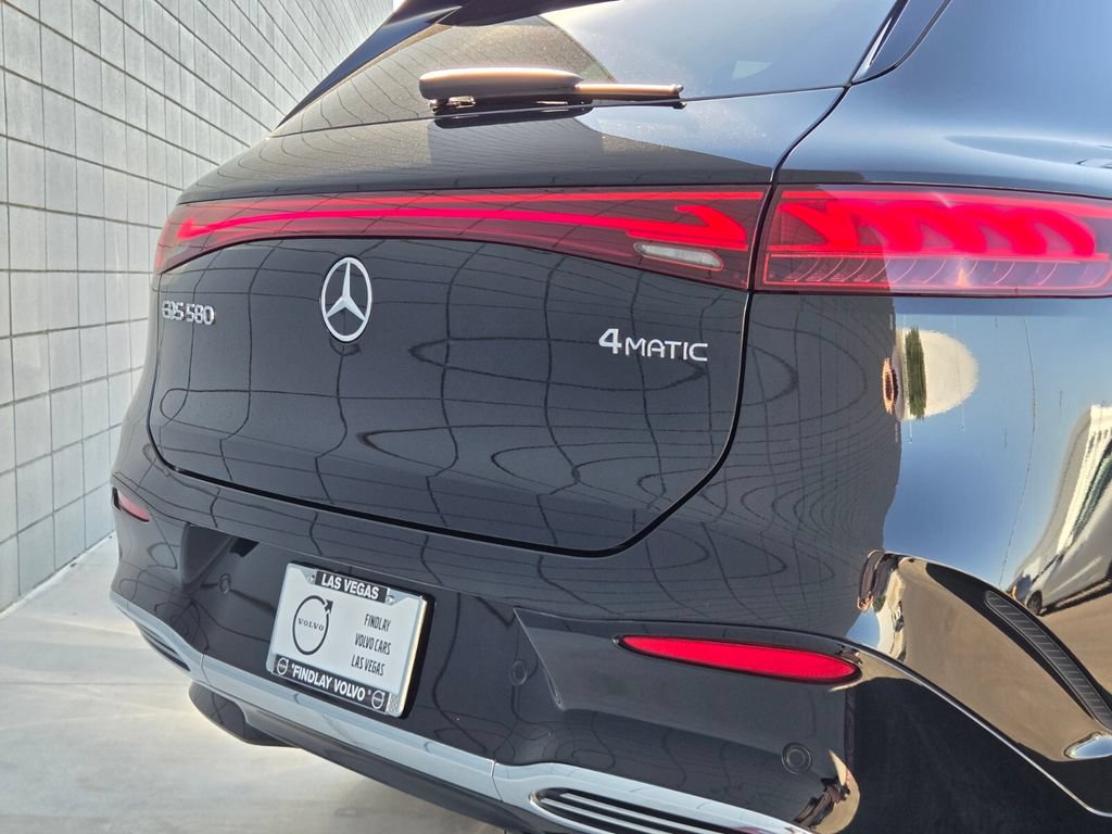 Used 2023 Mercedes-Benz EQS 580 4MATIC SUV image 11