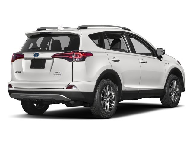 Used 2017 Toyota RAV4 XLE w/ All Weather Liner Package AWD/4WD video 2