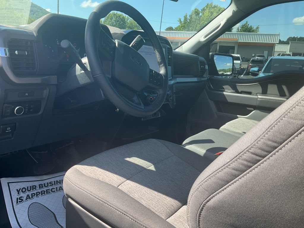 Used 2025 Ford F150 XL AWD/4WD image 20