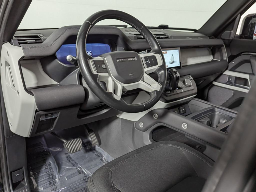 Used 2021 Land Rover Defender 110 image 13
