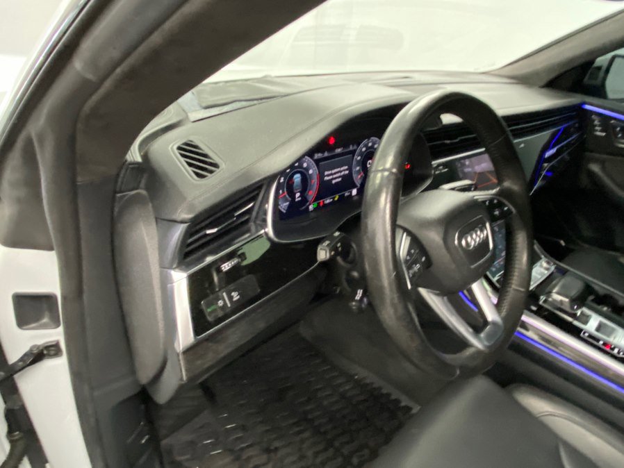 Used 2019 Audi Q8 Prestige AWD/4WD image 35