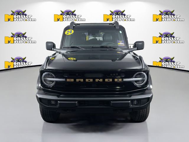 Used 2024 Ford Bronco Outer Banks image 2