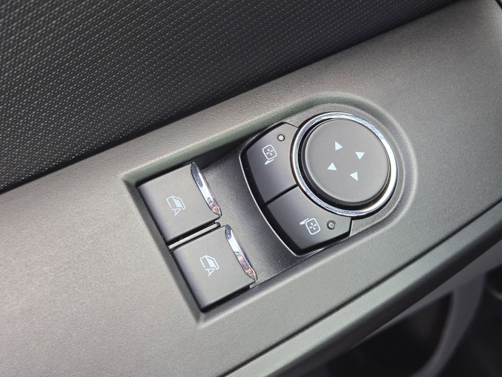 Used 2025 Ford F150 XL w/ Equipment Group 103A High image 31