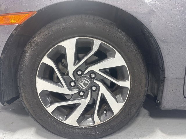 Used 2018 Honda Civic EX image 11