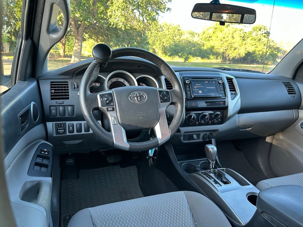 Used 2015 Toyota Tacoma PreRunner w/ SR5 Package RWD image 12