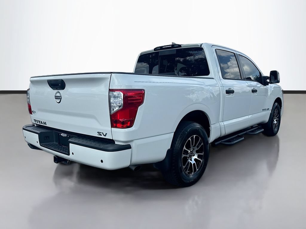 Certified 2024 Nissan Titan SV w/ SV Convenience Package RWD image 9