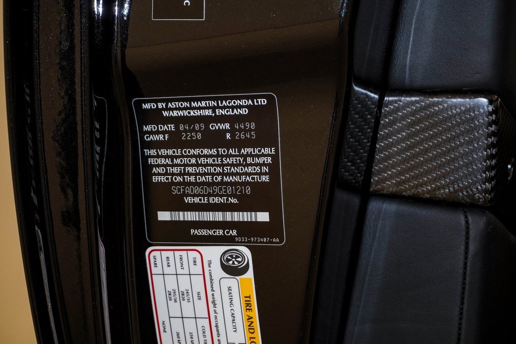 Used 2009 Aston Martin DBS Coupe image 36