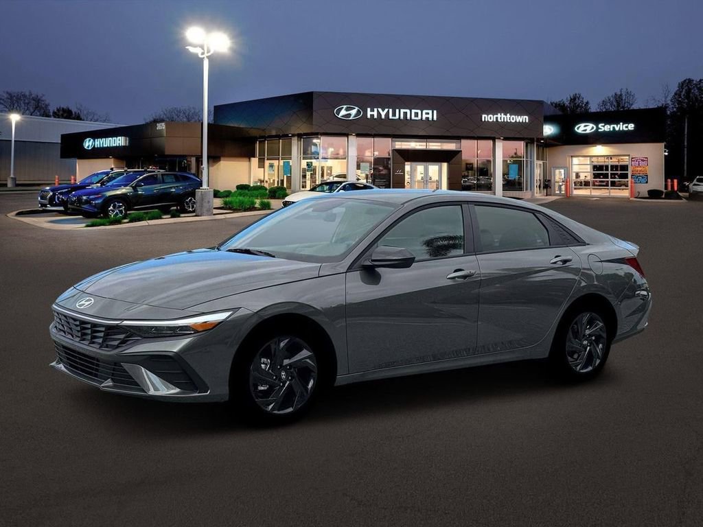 New 2026 Hyundai Elantra Sport FWD image 2