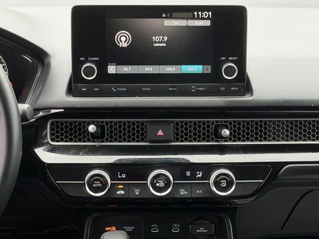 Used 2025 Honda Civic Sport image 17