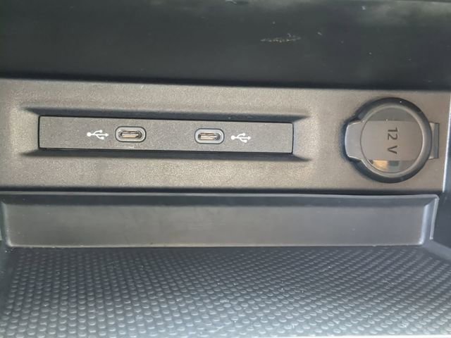 Certified 2025 Volkswagen Taos S FWD image 21