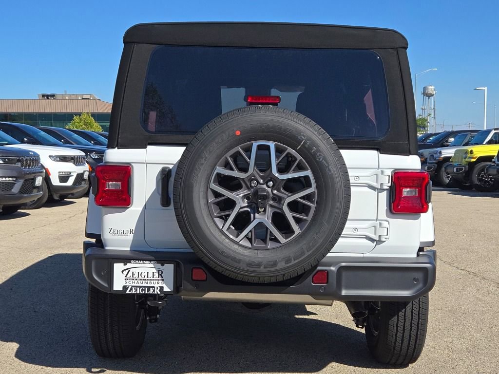 Used 2024 Jeep Wrangler Sahara w/ Safety Group image 14