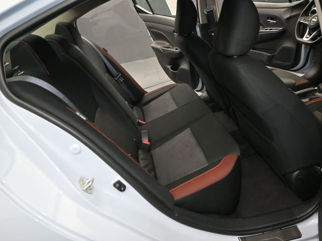 Used 2025 Nissan Versa SR w/ Electronics Package image 15