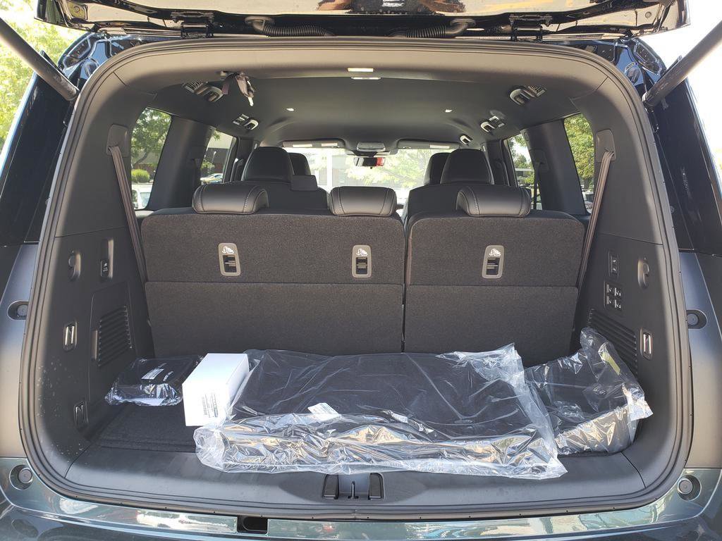 New 2025 Nissan Armada PRO-4X image 6