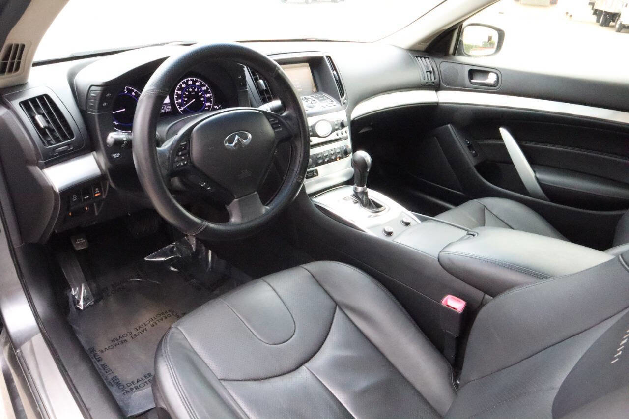 Used 2014 INFINITI Q60 Journey w/ Premium Package image 6