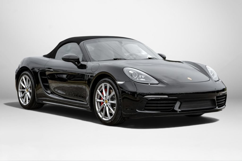 Used 2018 Porsche 718 Boxster S RWD image 6