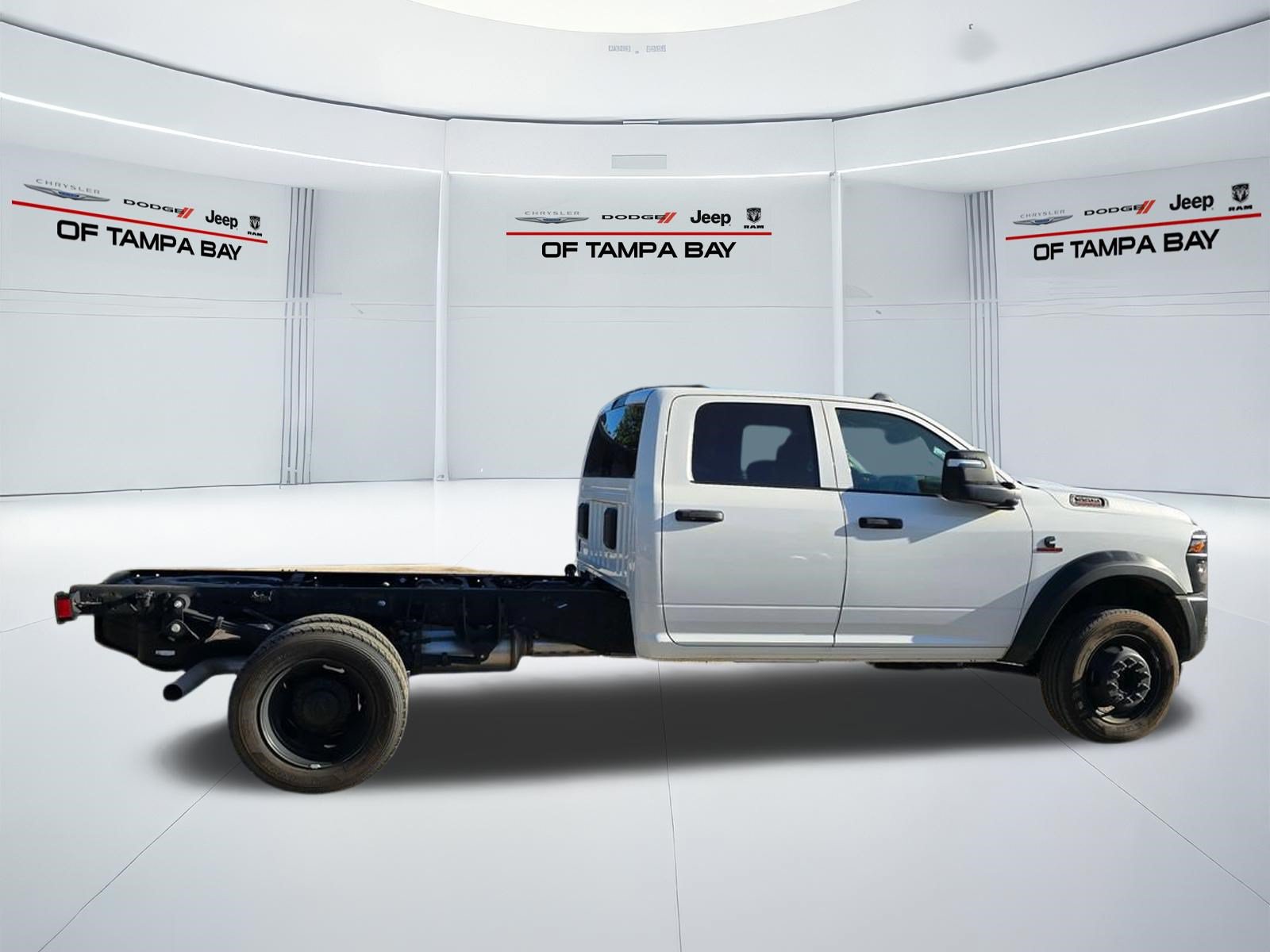 New 2025 RAM 5500 Tradesman AWD/4WD image 8
