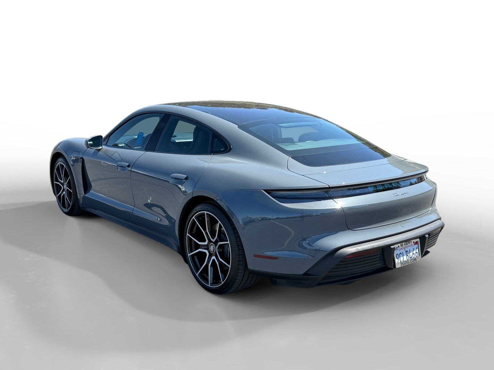 Used 2022 Porsche Taycan RWD image 3