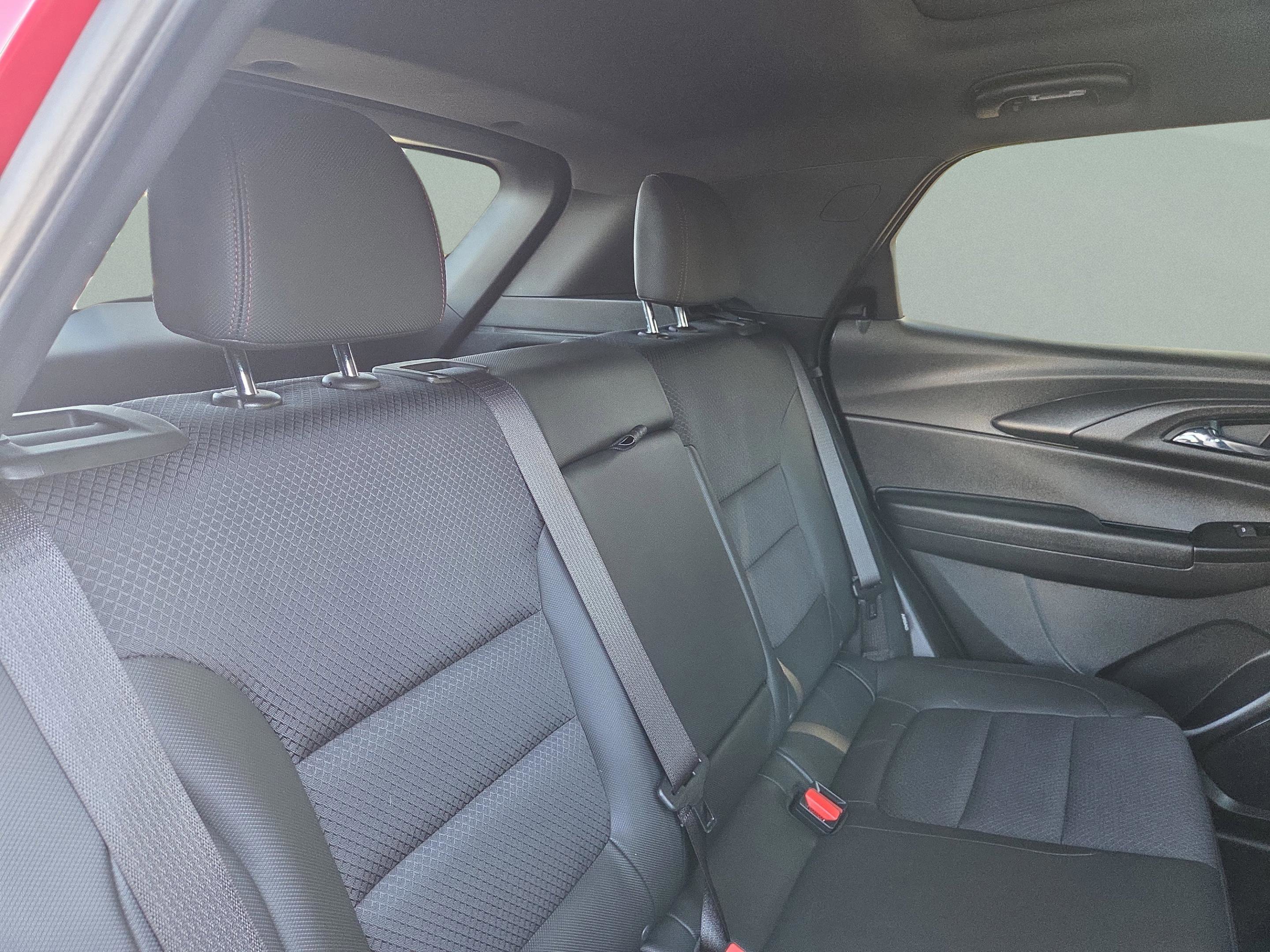 Used 2021 Chevrolet TrailBlazer RS w/ Sun and Liftgate Package image 33