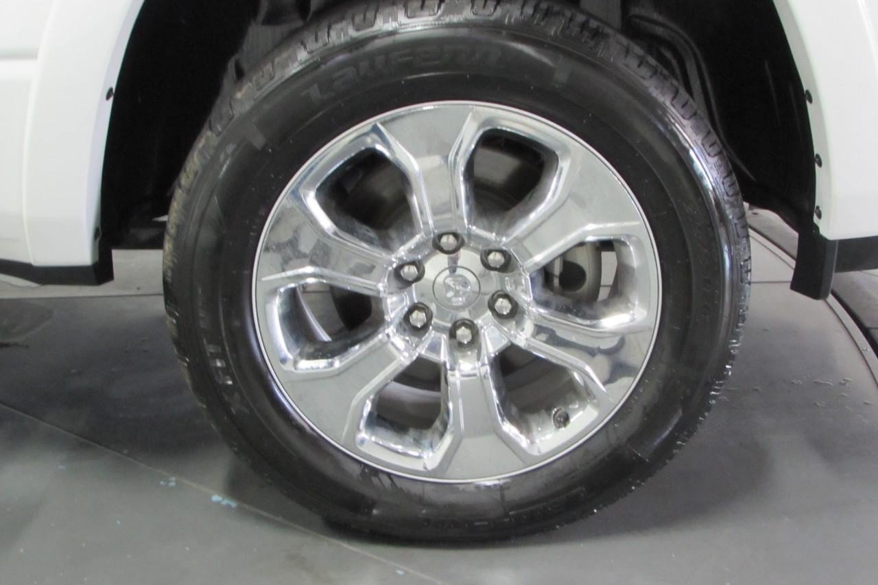Used 2023 RAM 1500 Limited w/ Body Color Bumper Group AWD/4WD image 10