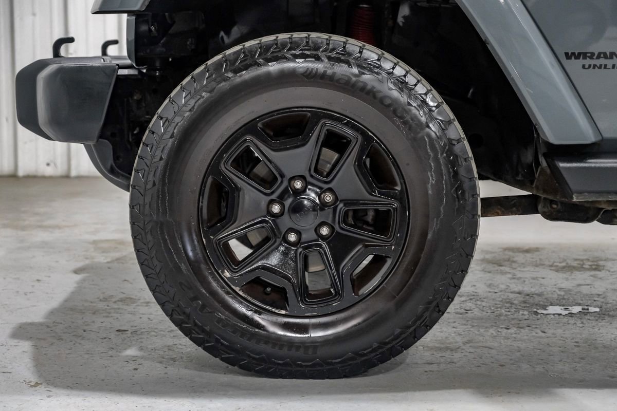 Used 2014 Jeep Wrangler Unlimited Rubicon w/ Connectivity Group image 62