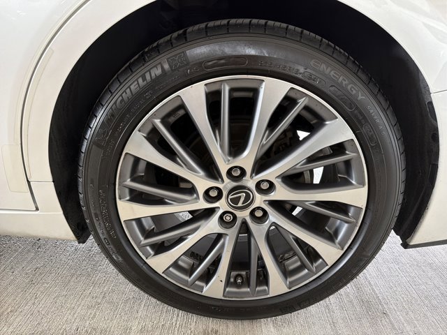 Certified 2020 Lexus ES 350 w/ Premium Package FWD image 5