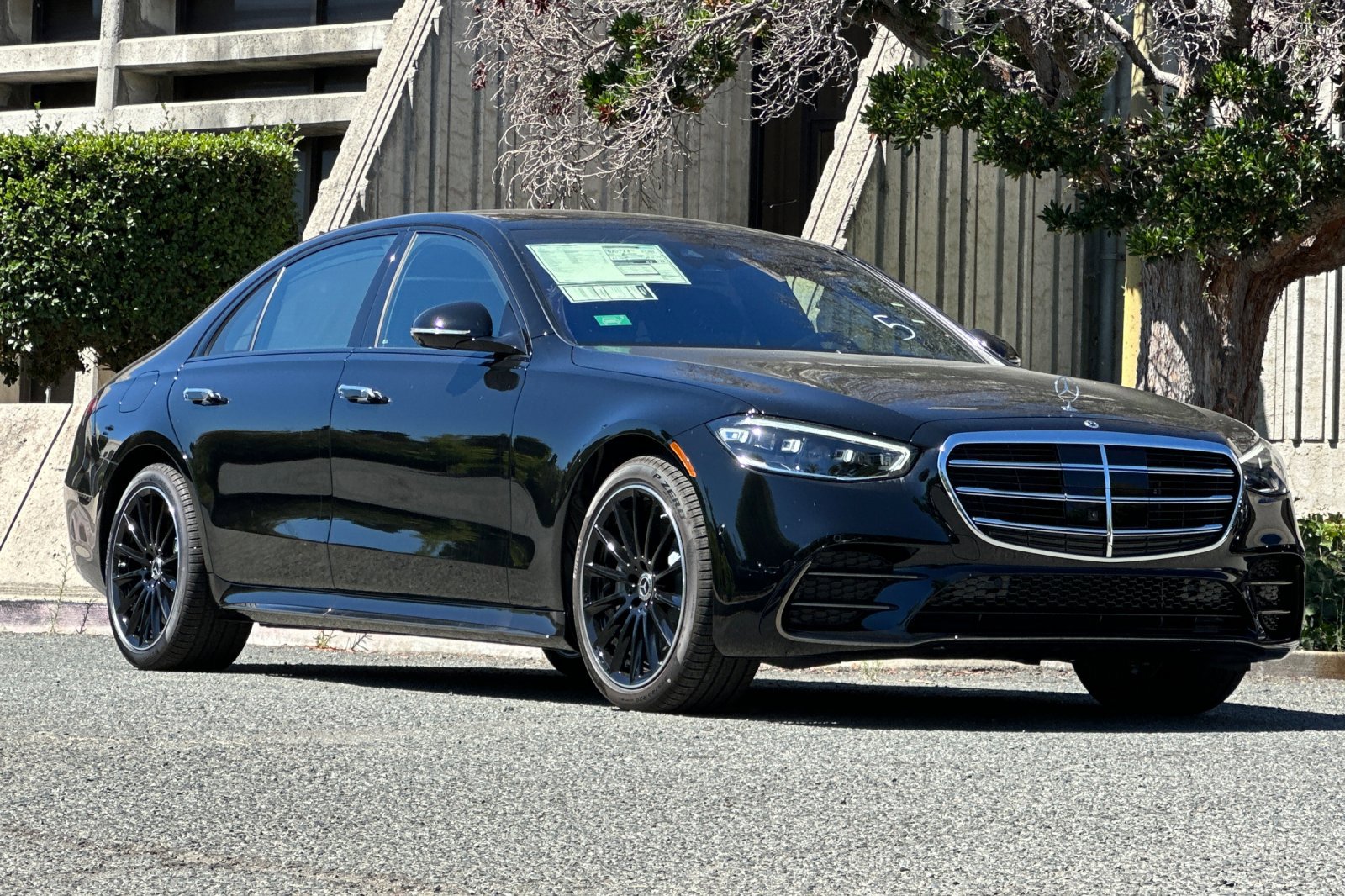 New 2025 Mercedes-Benz S 580e 4MATIC Sedan image 10