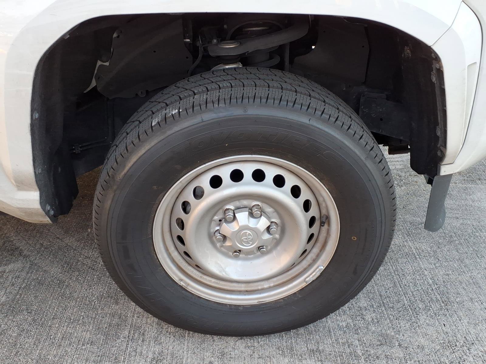 Used 2024 Toyota Tacoma SR RWD image 13