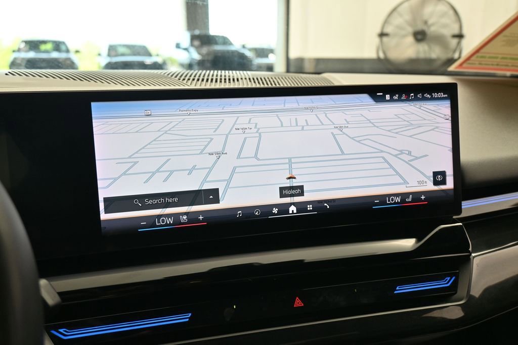 Used 2024 BMW 530i RWD image 28