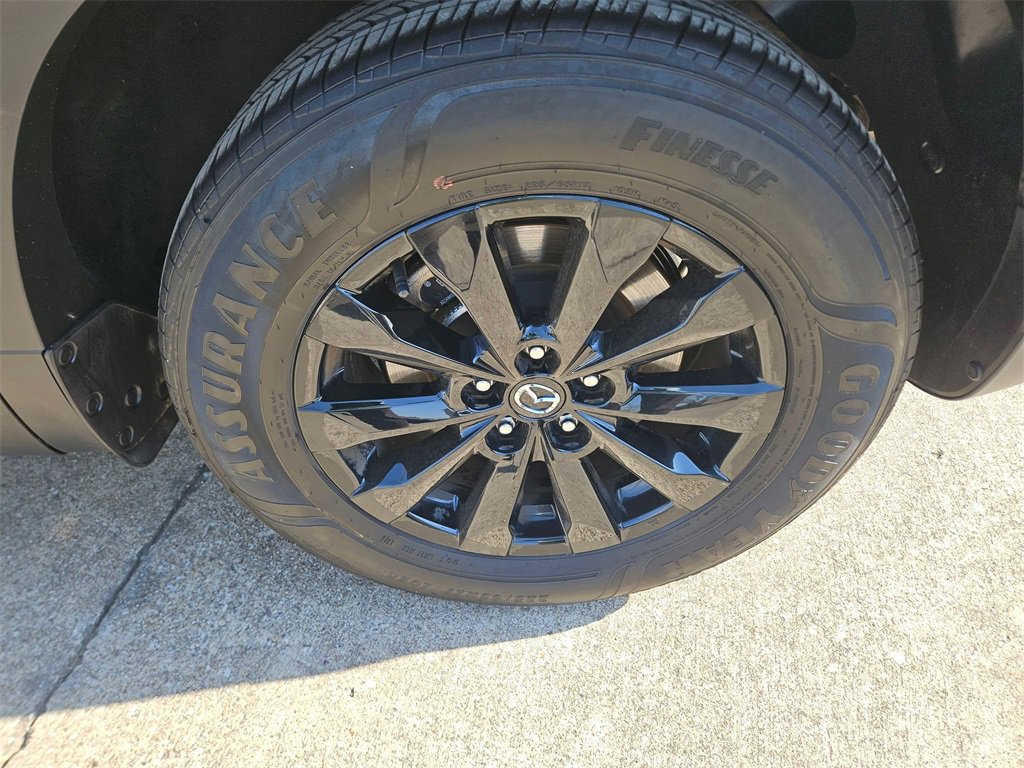 Used 2025 MAZDA CX-50 AWD 2.5 S w/ Premium Package image 28