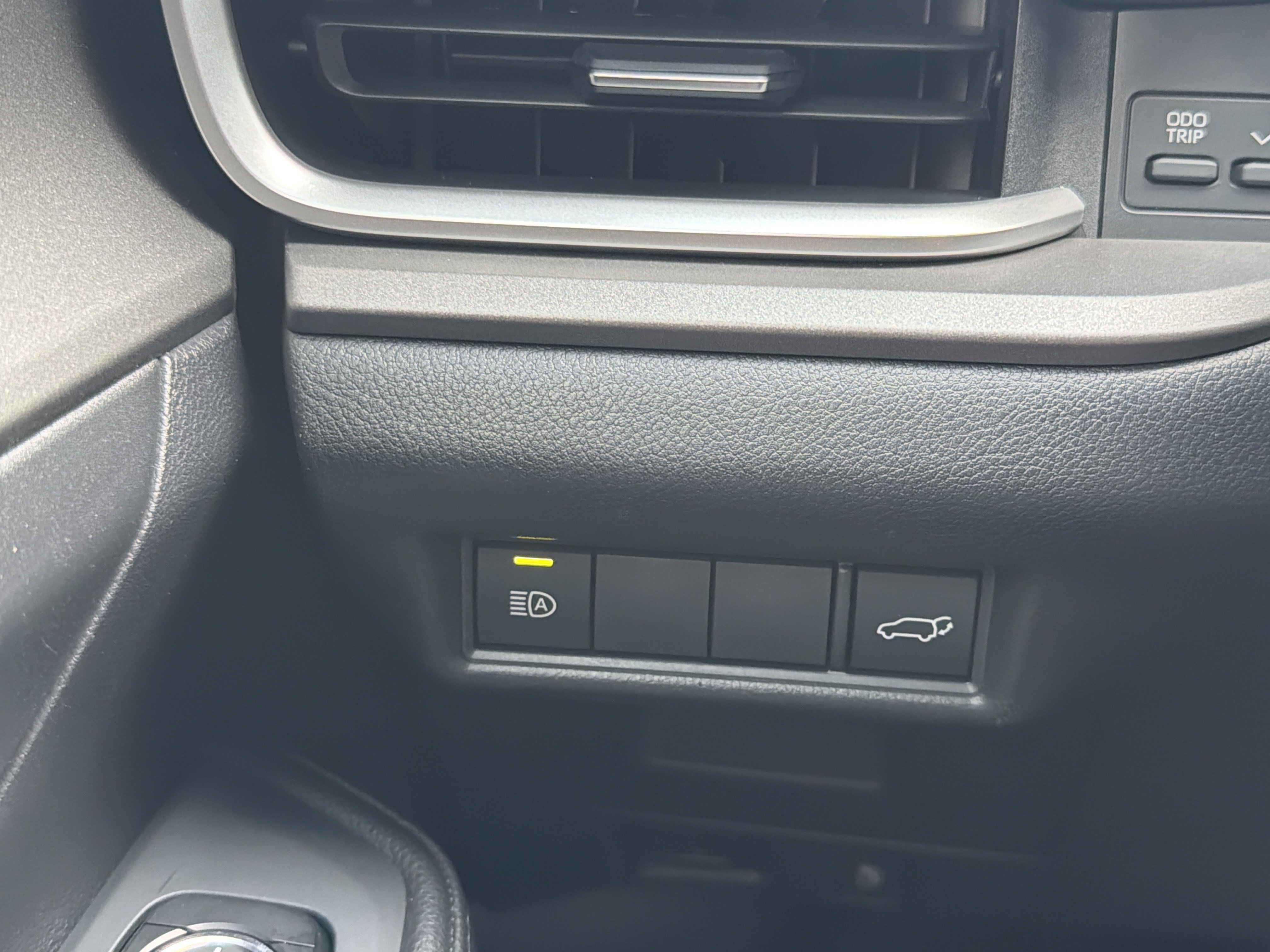 Certified 2025 Toyota Grand Highlander FWD image 12