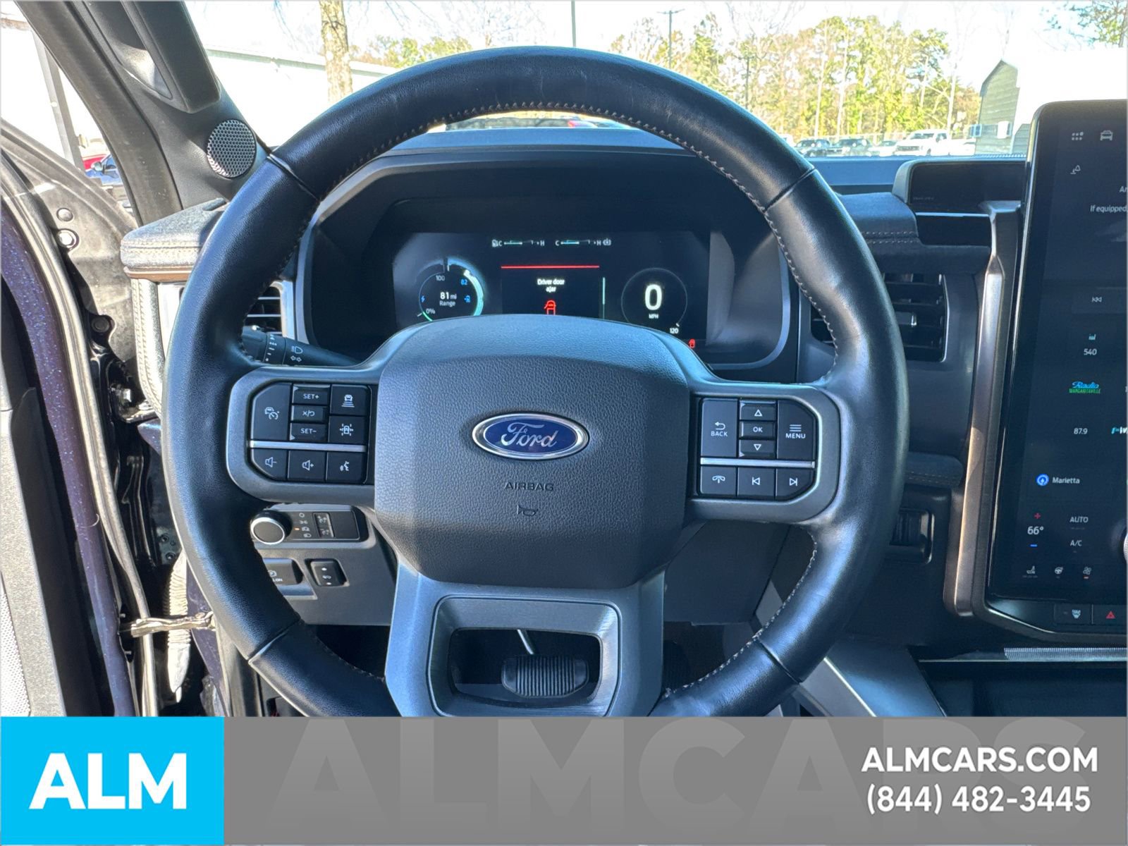 Used 2022 Ford F150 Lightning Lariat image 29