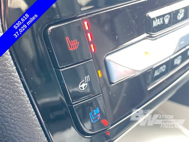 Used 2022 Ford Explorer Limited w/ Class IV Trailer Tow Package AWD/4WD image 32