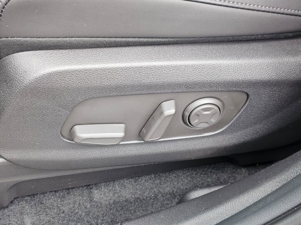 New 2026 Kia Carnival EX image 35