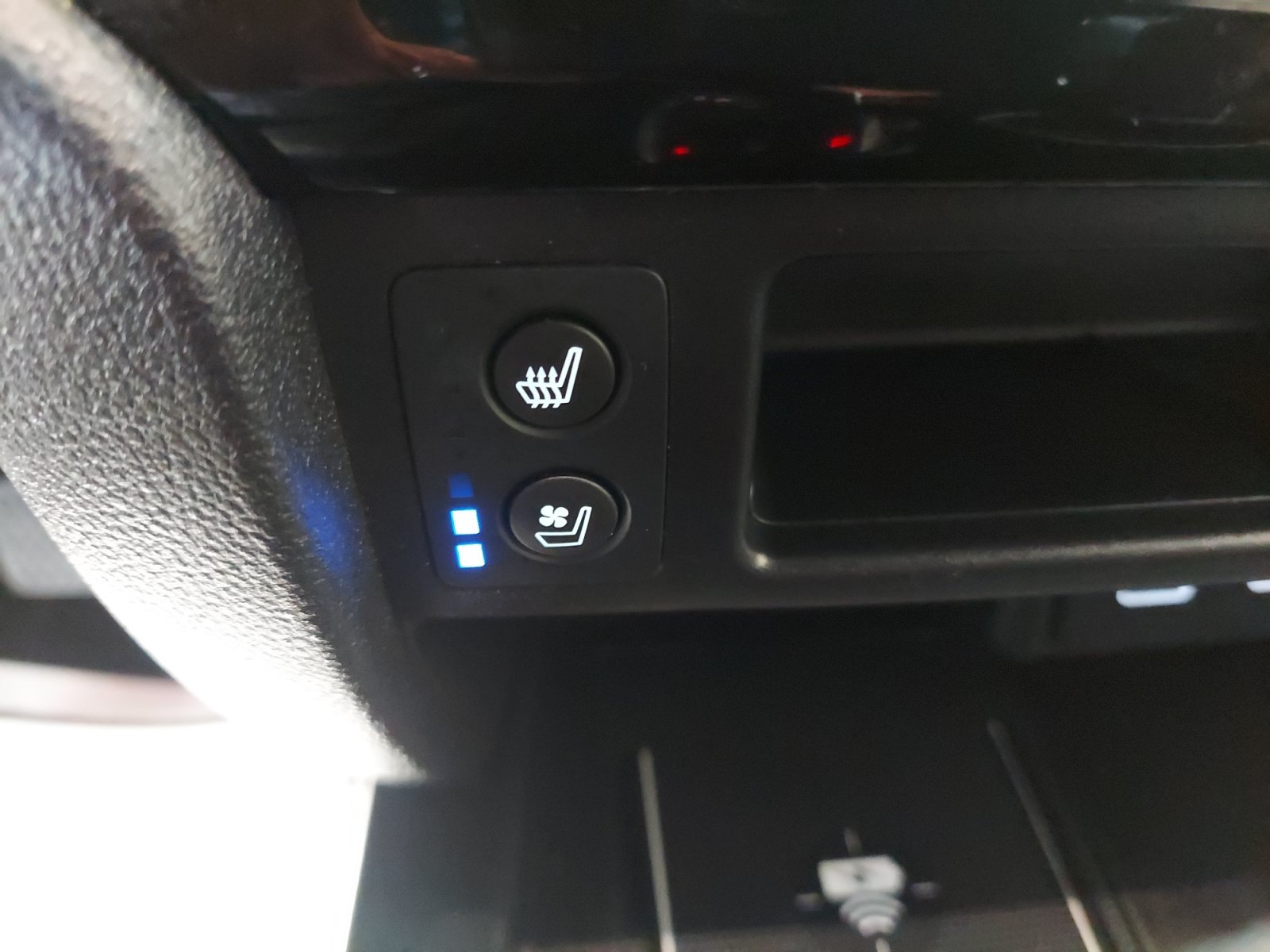 Used 2025 Honda Ridgeline Black Edition image 25