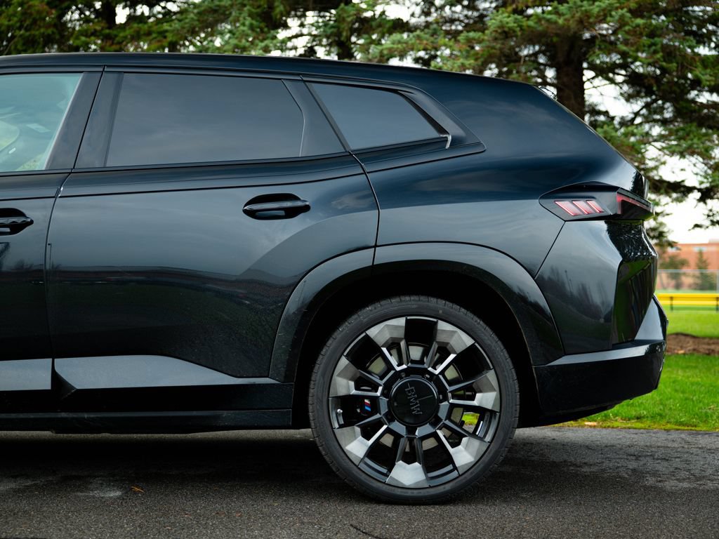 Used 2026 BMW XM Label Red AWD/4WD image 17