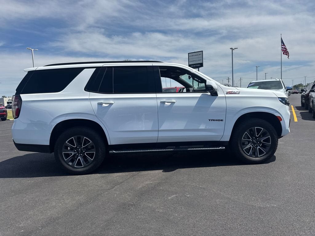 Used 2021 Chevrolet Tahoe Z71 w/ Luxury Package AWD/4WD image 7