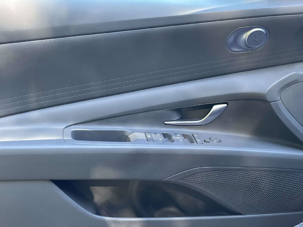 Certified 2024 Hyundai Elantra SEL FWD image 13