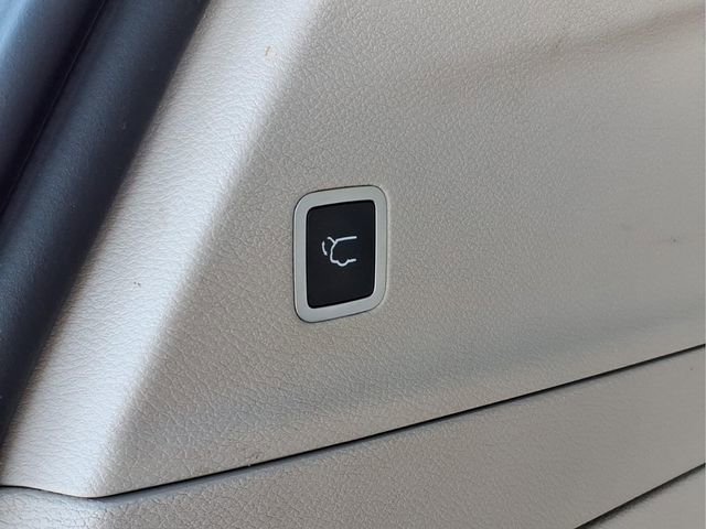 Used 2019 Chrysler Pacifica Limited FWD image 27