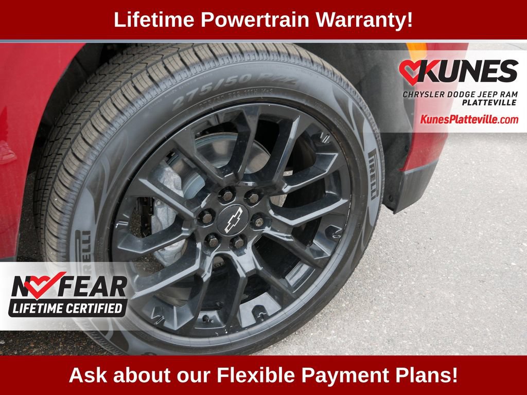 Used 2023 Chevrolet Suburban Premier AWD/4WD image 12
