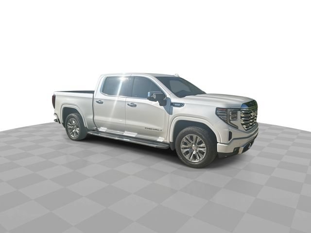Used 2024 GMC Sierra 1500 Denali AWD/4WD image 3