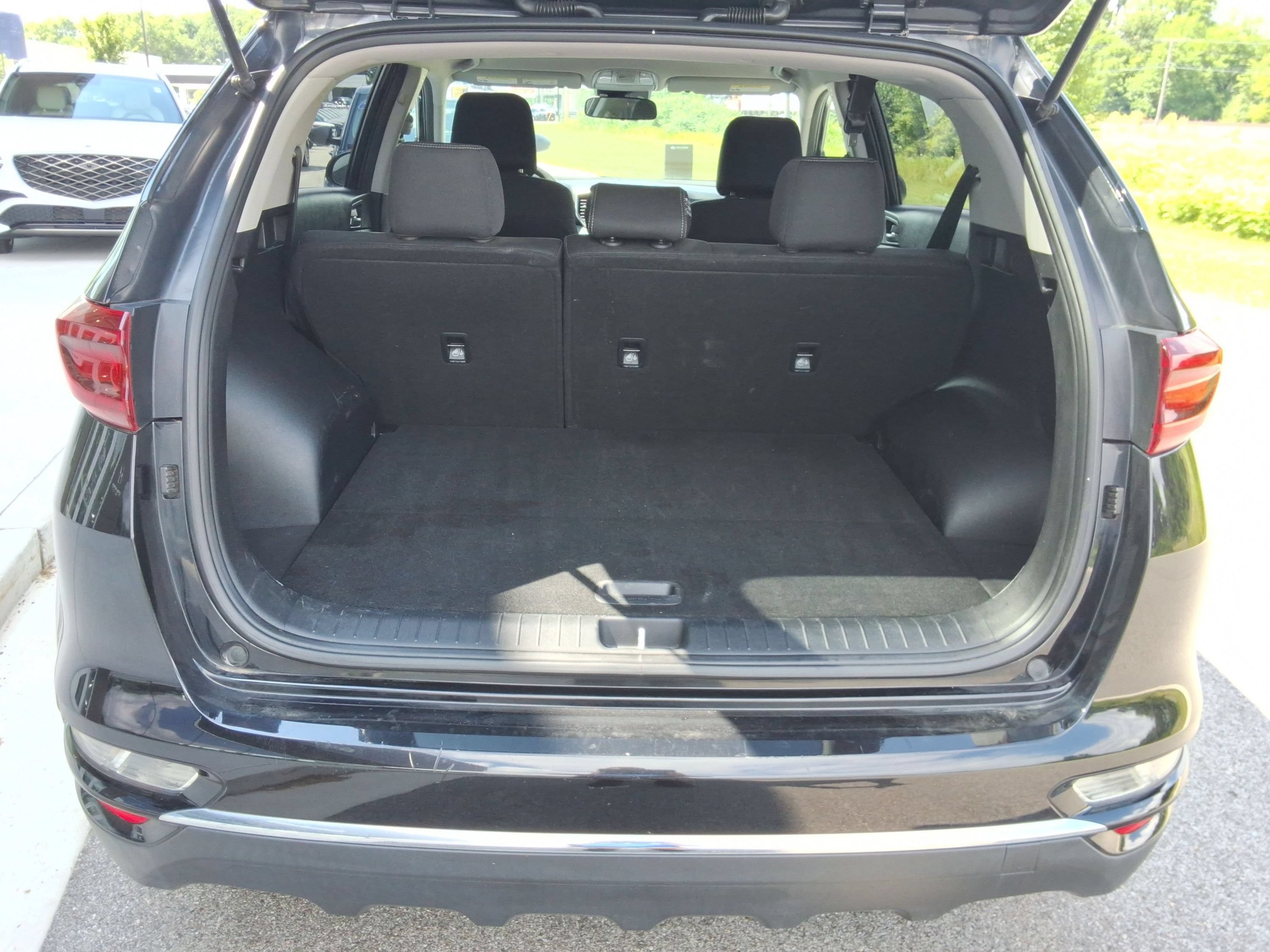 Used 2021 Kia Sportage LX FWD image 31