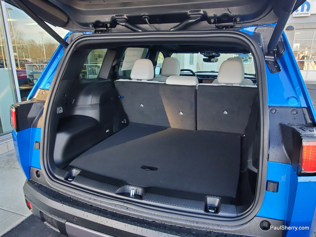 New 2026 Jeep Cherokee Limited image 16