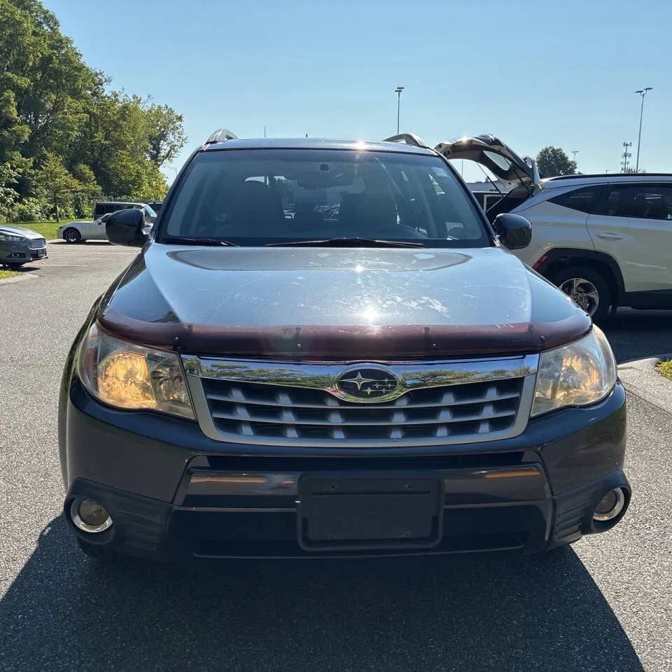Used 2013 Subaru Forester 2.5X Premium AWD/4WD image 6