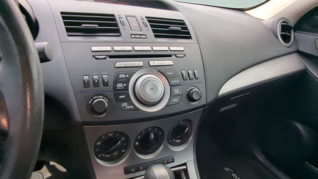 Used 2011 MAZDA MAZDA3 s Sport image 18