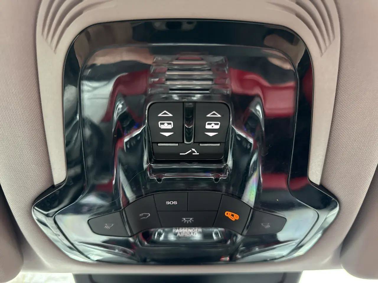 Used 2020 Alfa Romeo Stelvio AWD w/ Nero Edizione image 46