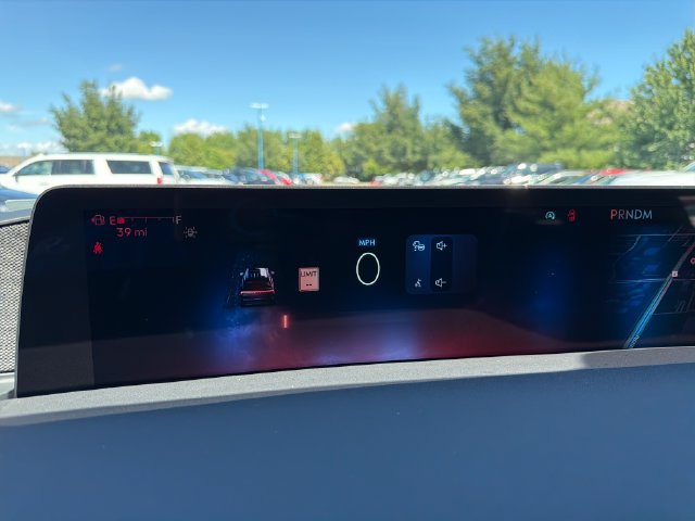 New 2026 Lincoln Navigator Reserve w/ Jet Appearance Package AWD/4WD image 24