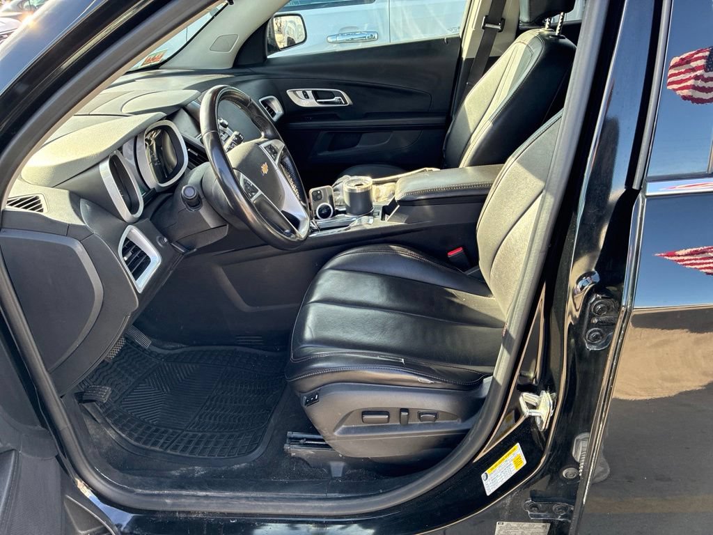 Used 2017 Chevrolet Equinox LT w/ Midnight Edition AWD/4WD image 13