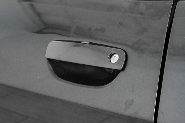 Used 2013 Dodge Challenger R/T Plus image 33