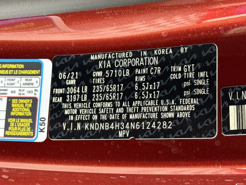 Used 2022 Kia Carnival LX FWD image 32